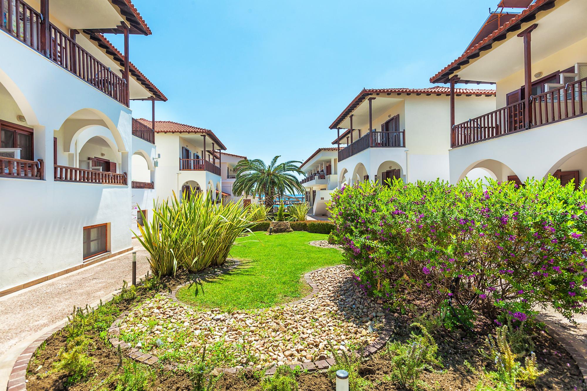 Xenios Possidi Paradise Hotel ภายนอก รูปภาพ