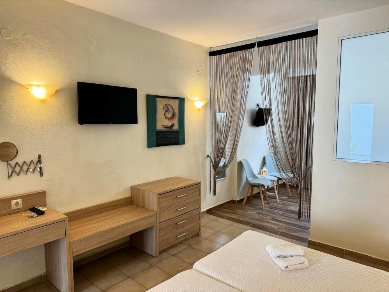Xenios Possidi Paradise Hotel ภายนอก รูปภาพ